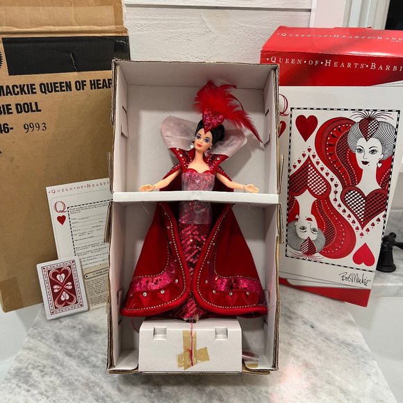 Bob Mackie Queen of Hearts Barbie - Picture 4 of 5